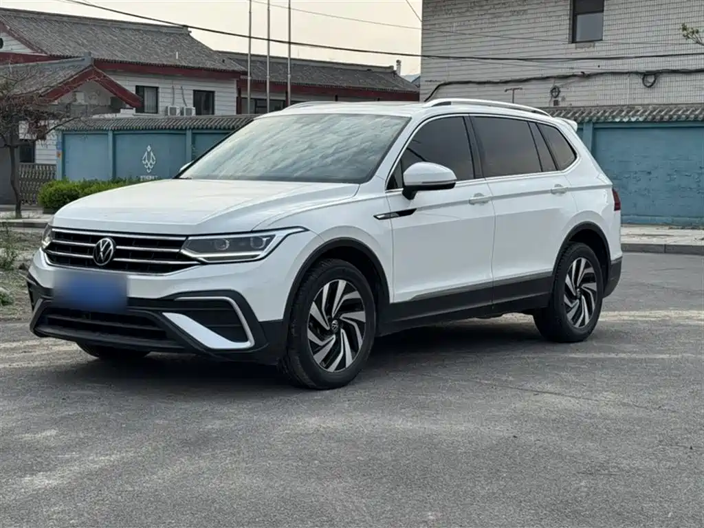 Volkswagen Tiguan L 2022 330TSI Automatic 2WD Smart Edition фото 2