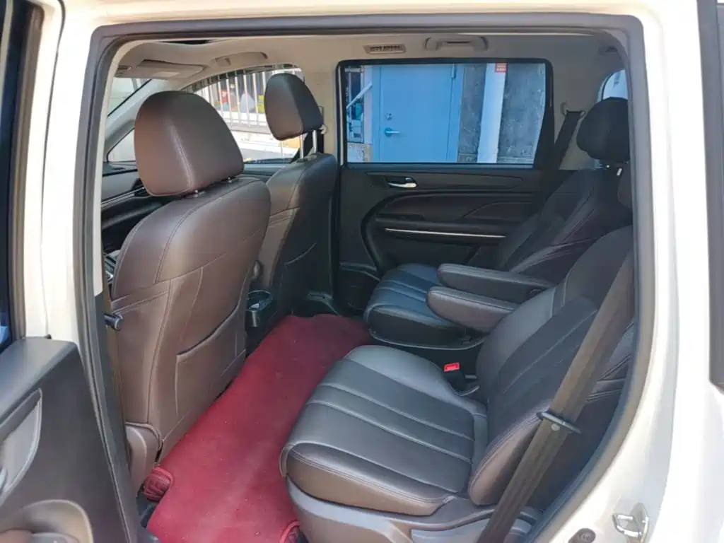 صورة 17 - GAC Trumpchi Trumpchi M6