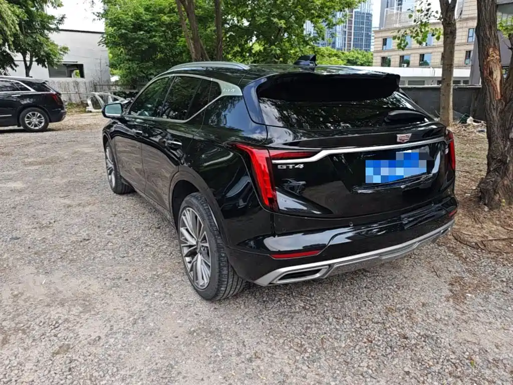 Cadillac GT4 2023 25T Luxury Edition фото 9