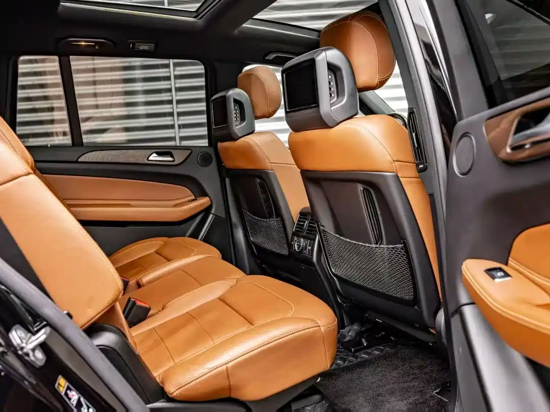 Mercedes-Benz GLS 2018 Facelift GLS 400 4MATIC Luxury фото 9