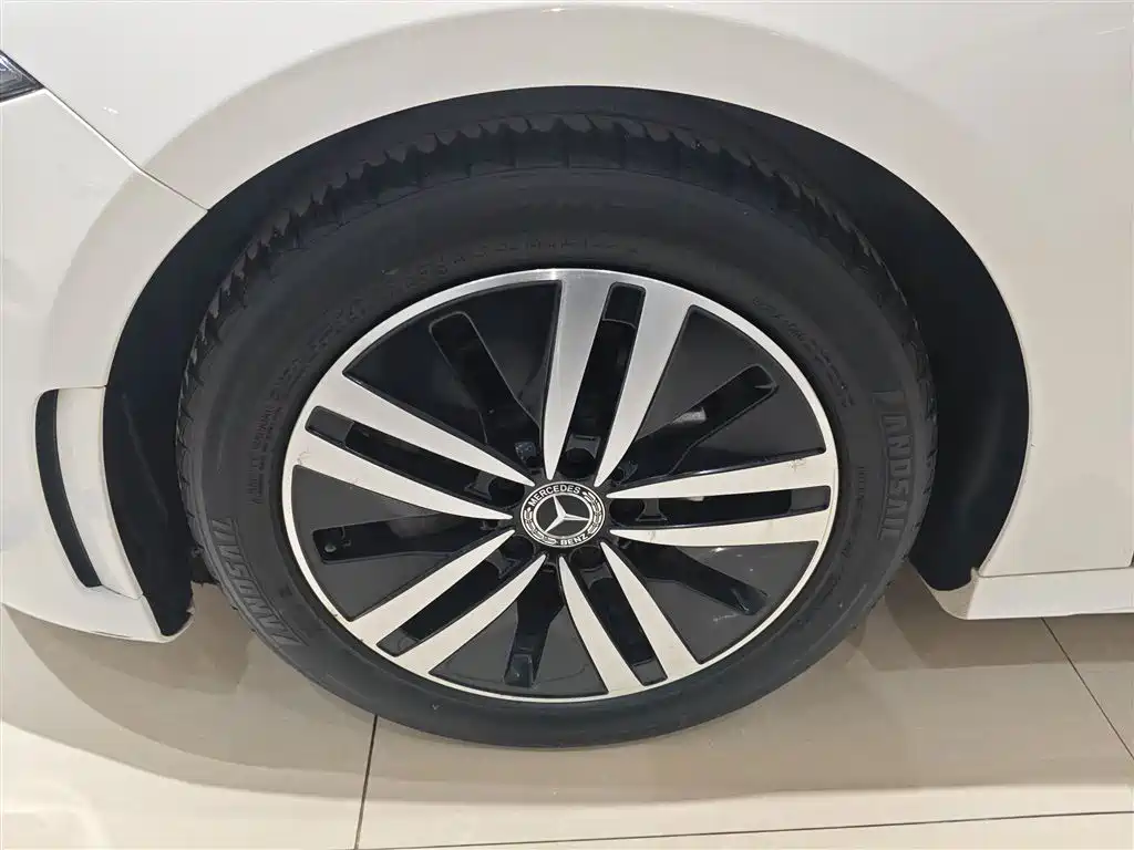 Mercedes-Benz A-Class 2019 A 180 L Sport Sedan фото 23