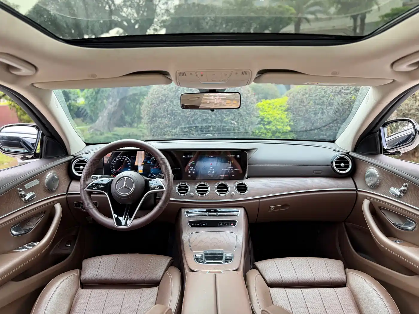 MERCEDES-BENZ E CLASS