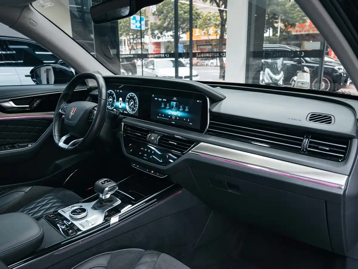 Hongqi HS5 2022 2.0T Smart Connect Premium Edition фото 18