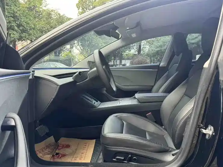 Tesla Model 3 2023 Rear-Wheel Drive фото 12