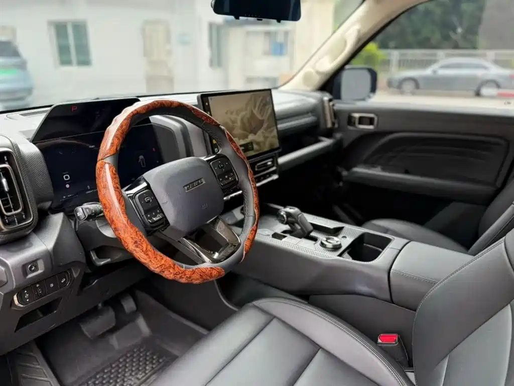 Haval Meng Long NEV 2023 Model Hi4 145 Explorer Edition фото 3