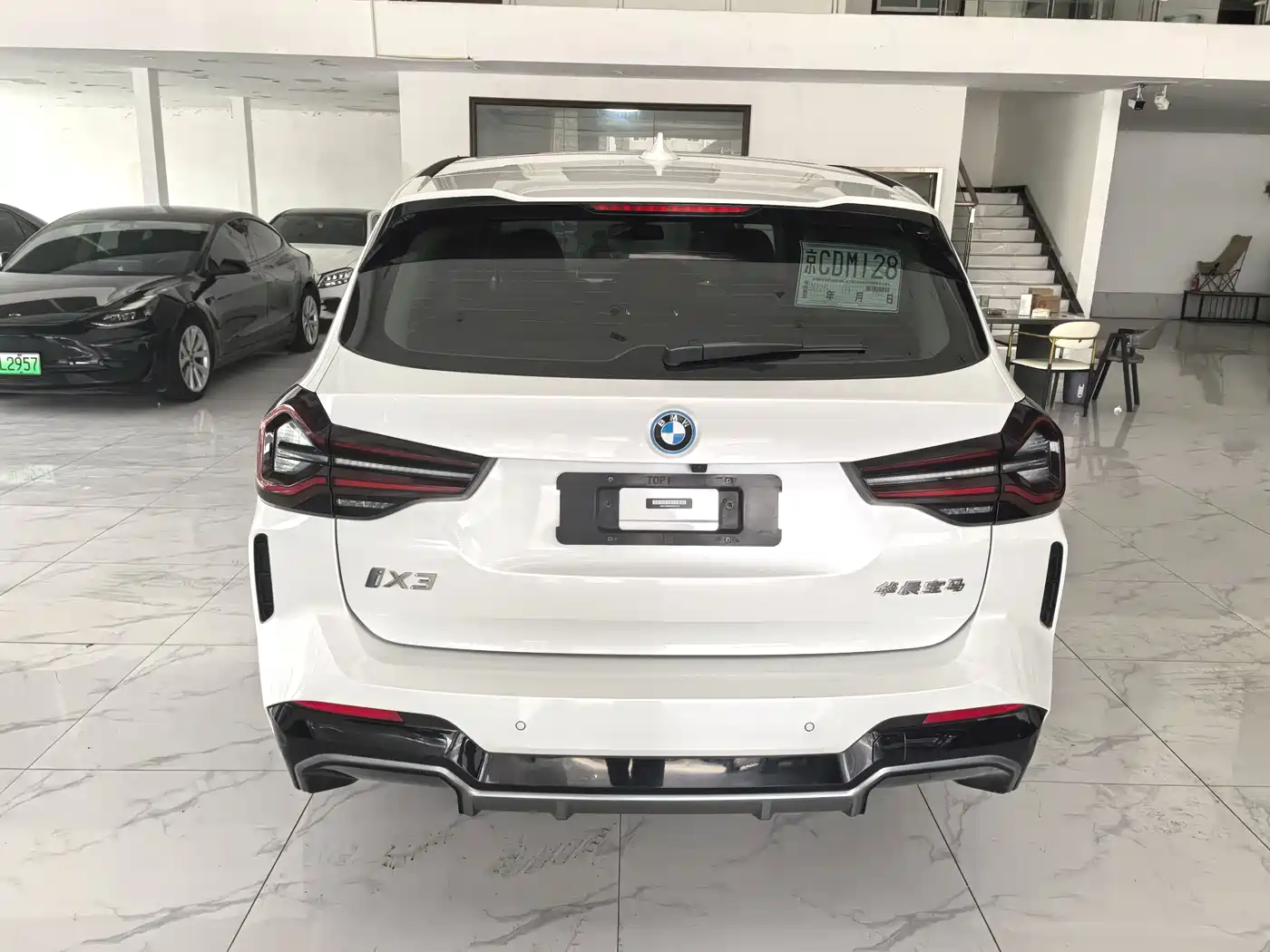 BMW iX3 2023 Leading Type фото 8