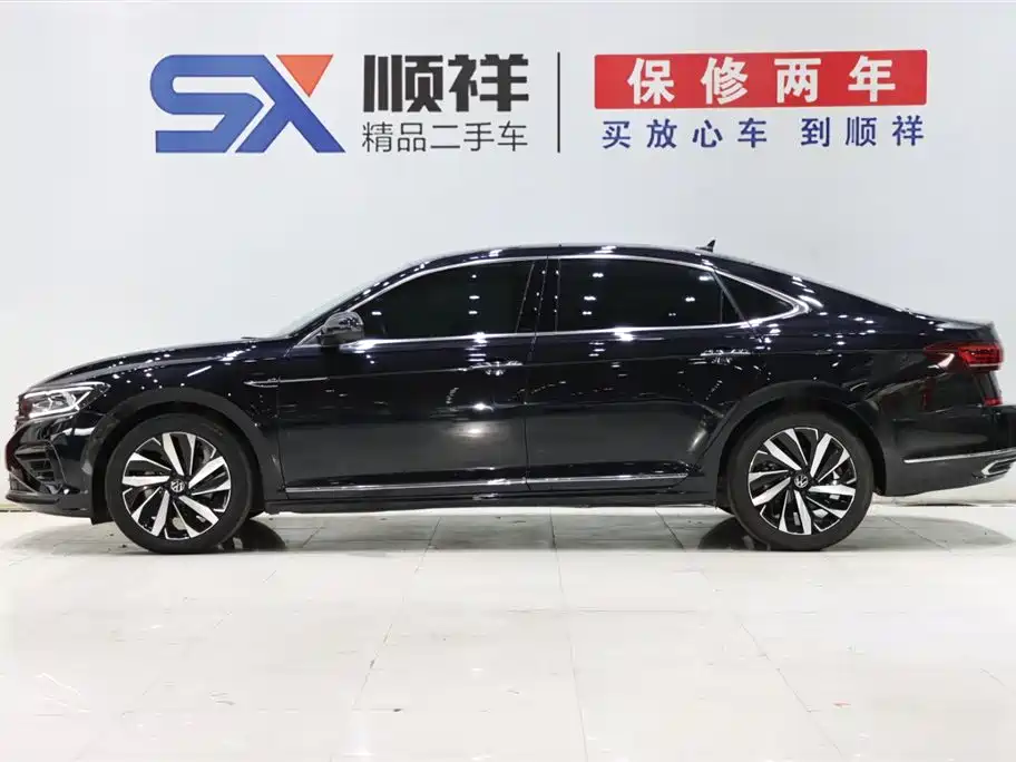 Volkswagen Passat 2023 Facelift 330TSI Luxury Edition фото 6