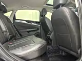 صورة 11 - Volkswagen Passat
