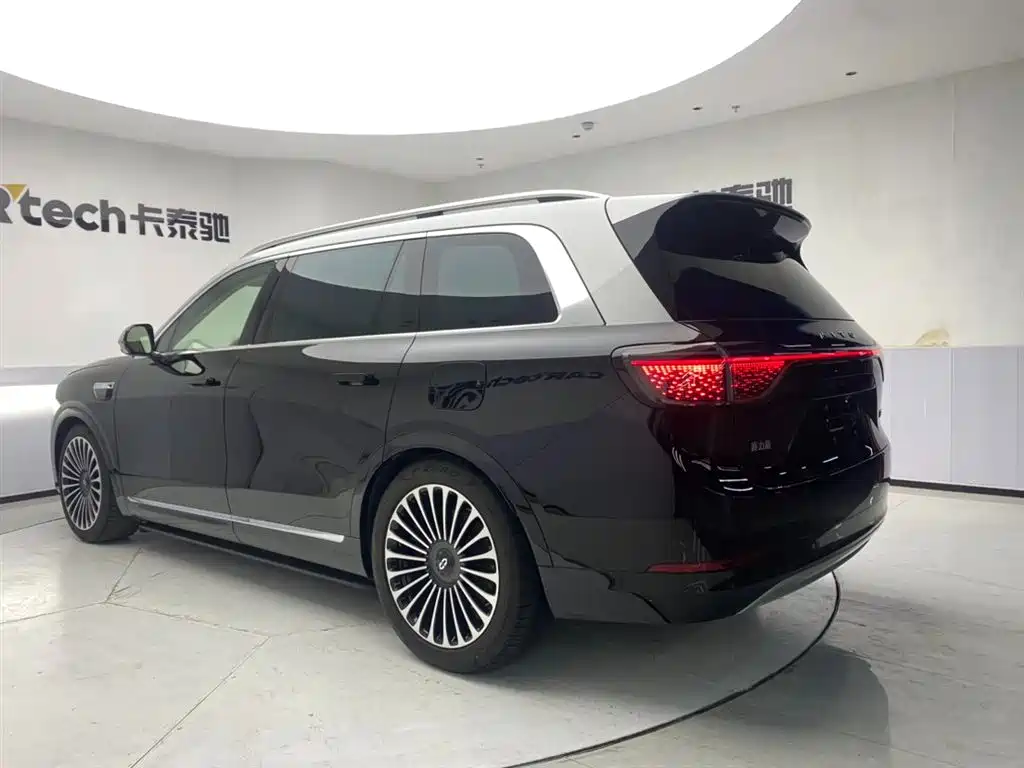 AITO Wenjie AITO M9 2025 Extended Range Ultra 52kWh 6-Seater фото 7