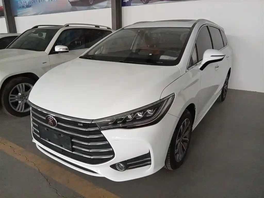 BYD Song MAX 2019 1.5T Auto Smart Connected Sunroof 6-seater China V фото 2