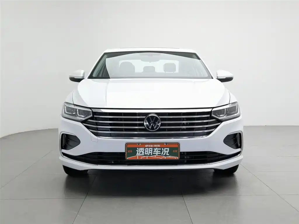 Volkswagen Lavida 2023 1.5L Auto Five Million Edition фото 3