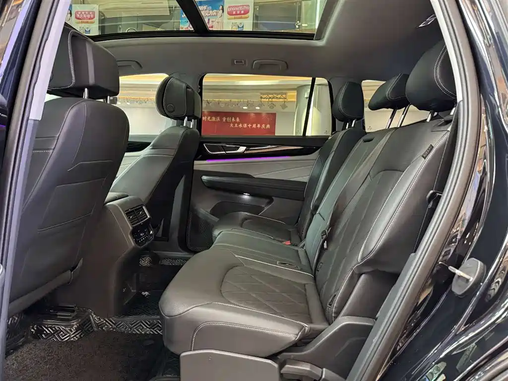 Volkswagen Teramont 2024 380TSI 4WD Prestige Luxury Edition фото 8
