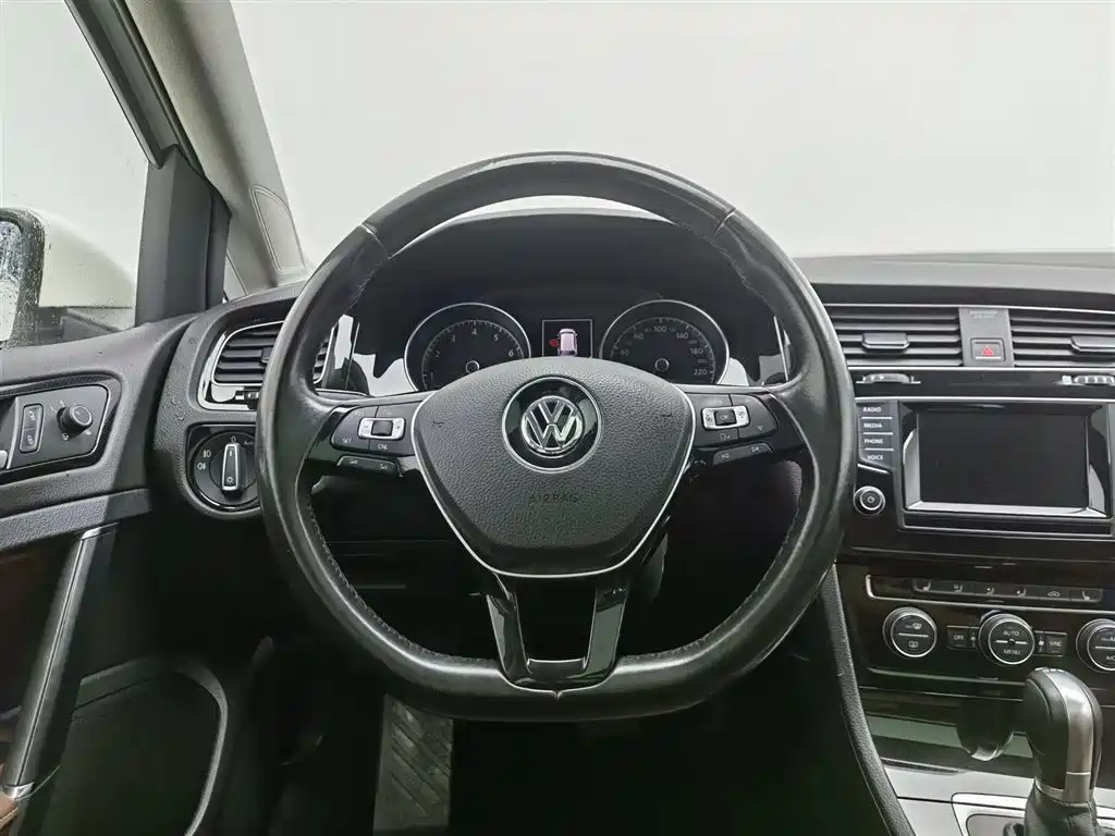 Volkswagen Golf (Import) 2014 1.4TSI Luxury Wagon фото 11