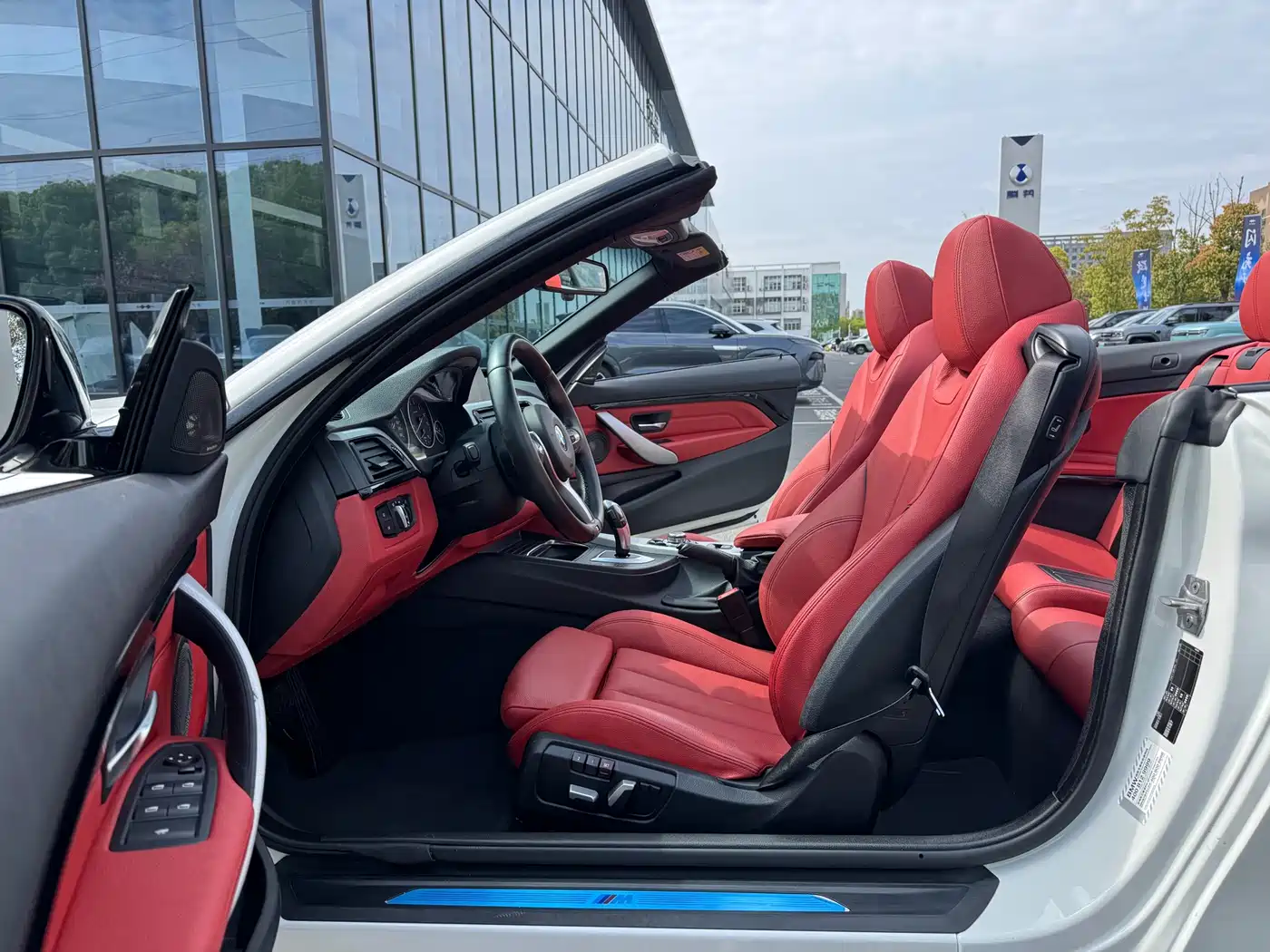 BMW 4 Series 2016 420i Convertible Design Package фото 4