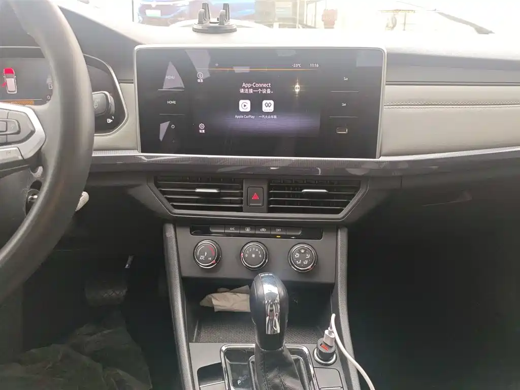 Volkswagen Bora 2024 200TSI DSG Smooth Ride Edition фото 9