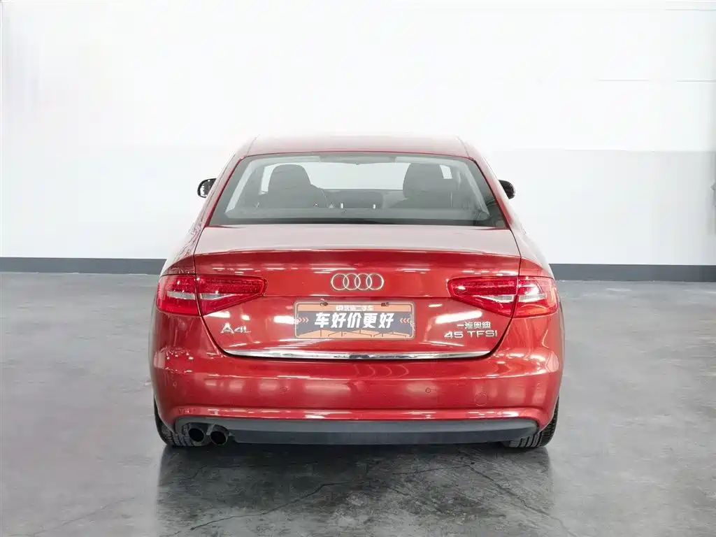 Audi A4L 2013 35 TFSI Automatic Standard фото 4