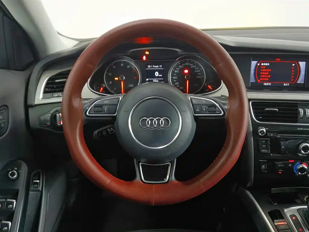 Audi A4L 2013 35 TFSI Automatic Standard фото 11