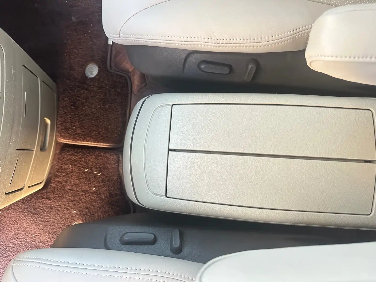 Фото 8 - Buick GL8