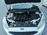 Фото 20 - Ford Focus