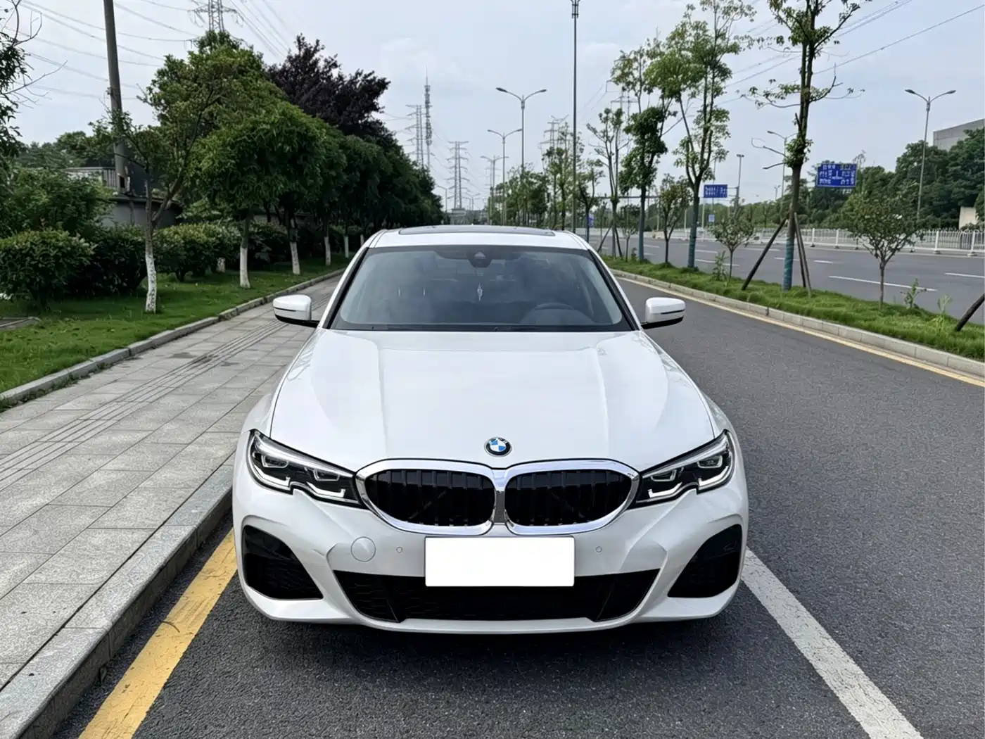 BMW 3 Series 2022 325i M Sport Package фото 2