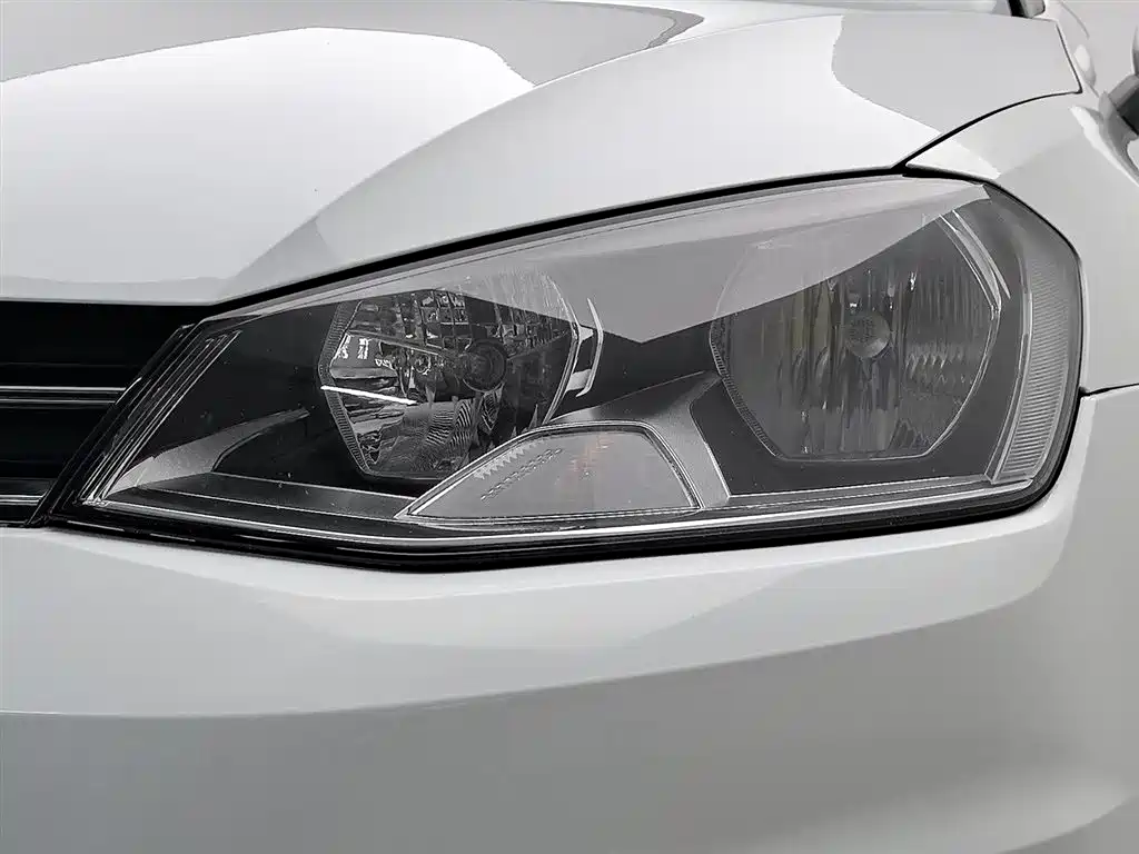 Volkswagen Golf 2015 1.6L Automatic Comfort фото 7