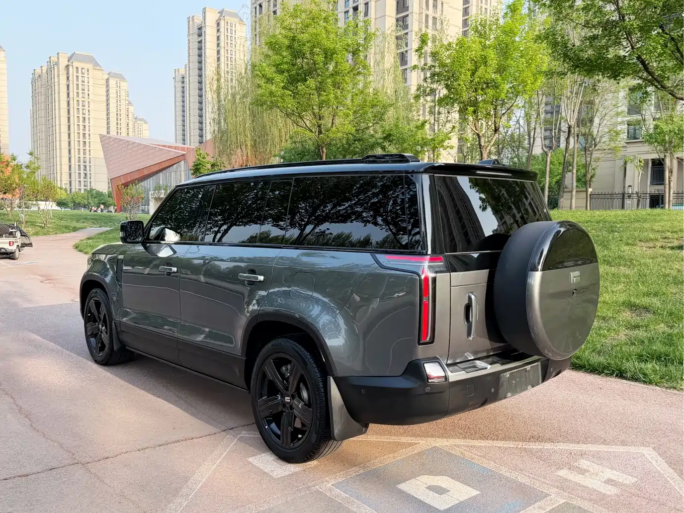 ROX Jishi Extreme Stone 01 2024 Premium 6-seater Long Range фото 3