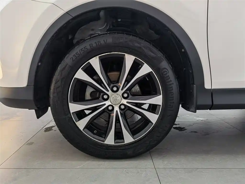Toyota RAV4 Rongfang 2013 2.5L Auto 4WD Luxury фото 17