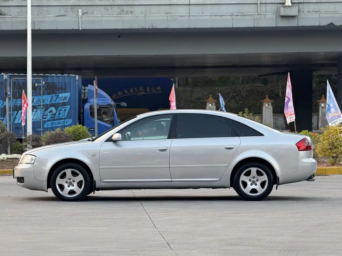 Audi A6 2004 Model 2.4L Luxury Comfort фото 6