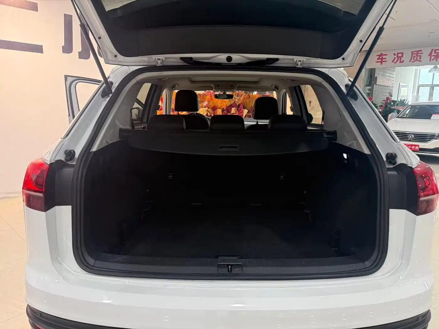 Volkswagen Tayron 2020 330TSI 2WD Luxury Smart Edition фото 17