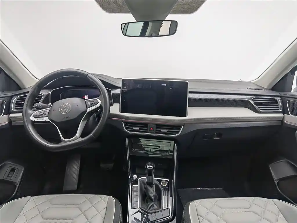 Volkswagen Tayron 2023 330TSI 2WD Luxury Plus Advanced Edition фото 5