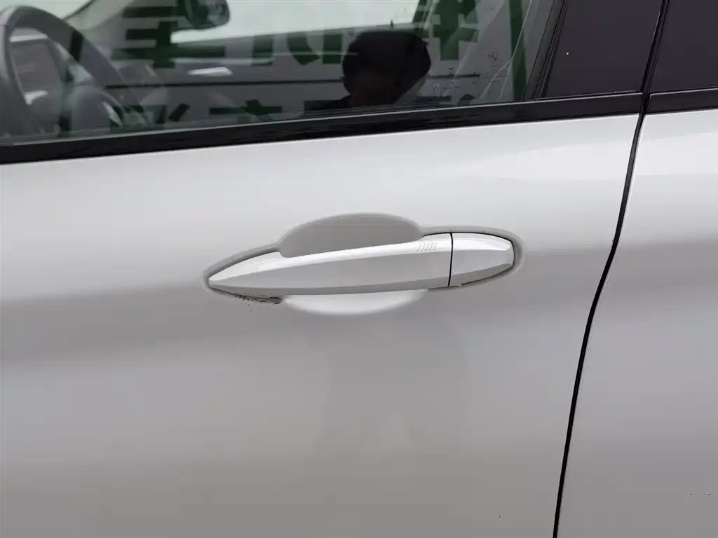 BMW X1 2016 sDrive20Li Luxury Model фото 18