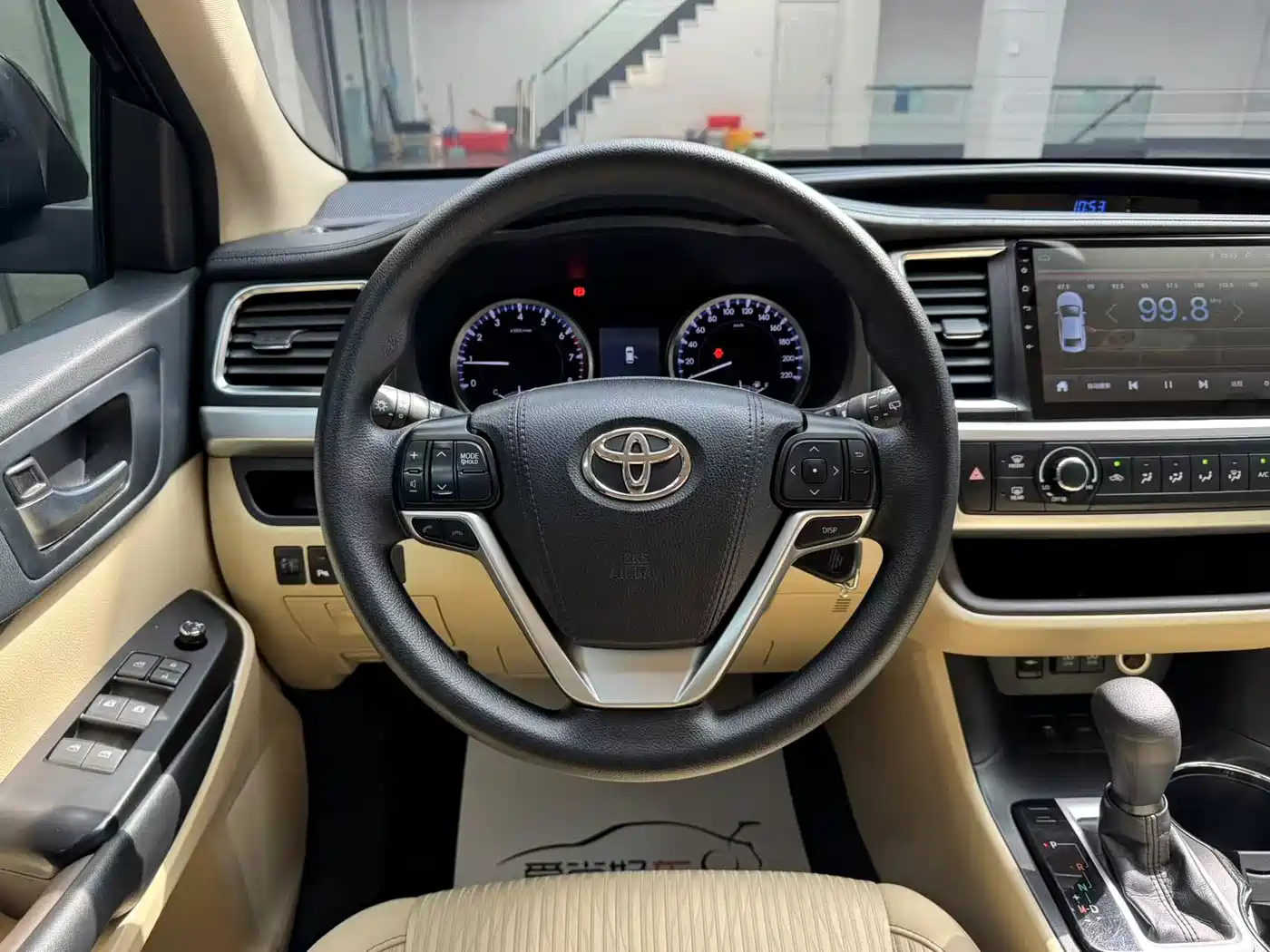 TOYOTA HIGHLANDER