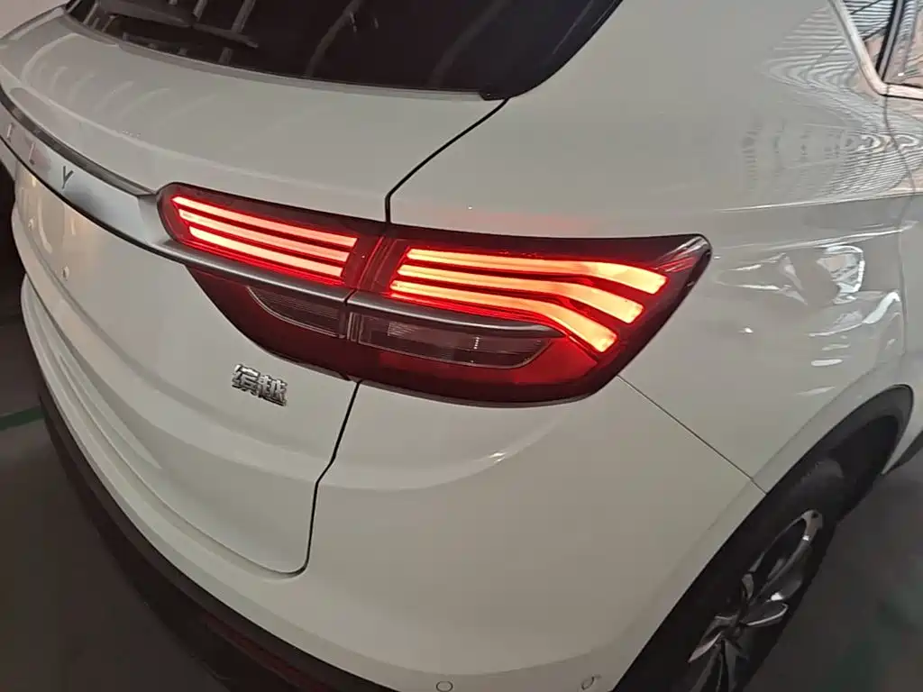 Geely Binyue 2019 2019 Sport 260T DCT Battle China VI