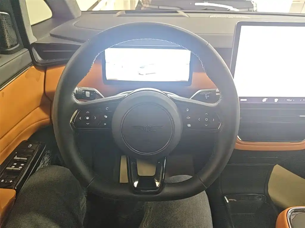Geely Galaxy Yizhen L380 2025 Model 805km Flagship Edition AWD фото 6