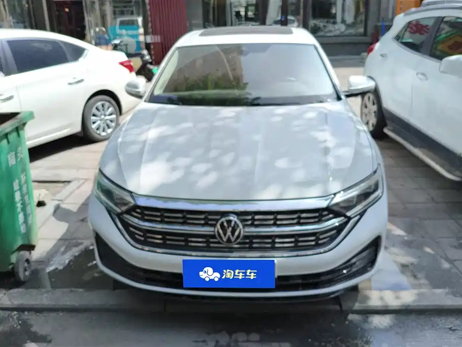 Volkswagen Sagitar 2023 300TSI DSG Surpassing Edition фото 2
