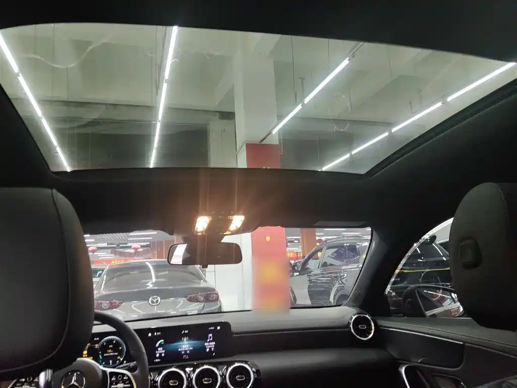 Mercedes-Benz A-Class 2022 A 200 L Sport Sedan Dynamic фото 14