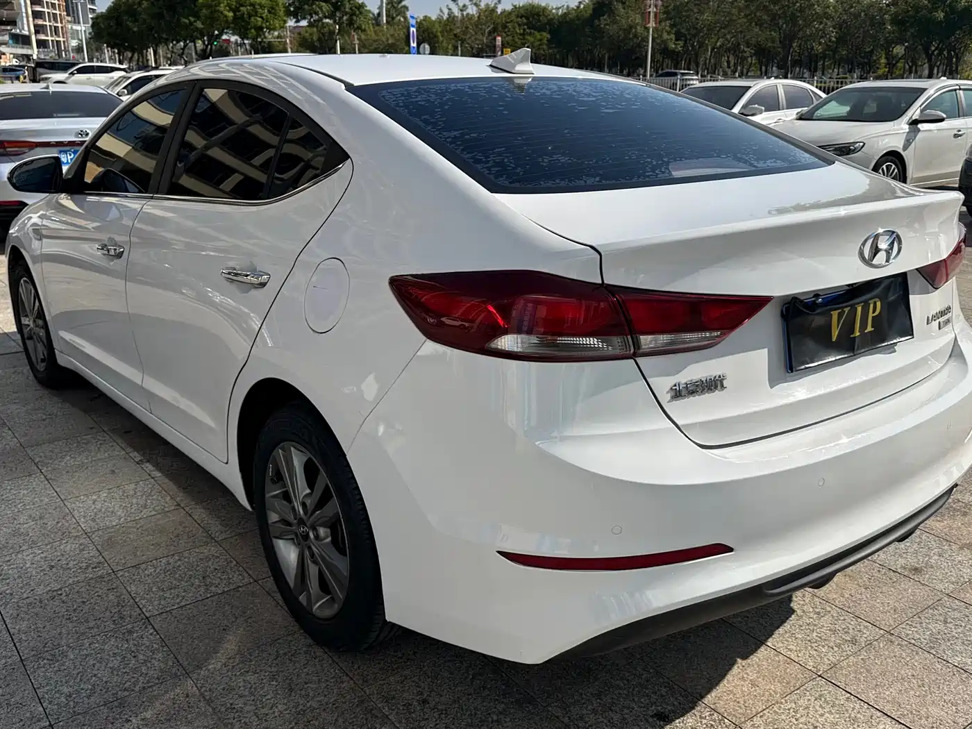 Hyundai Elantra 2016 1.4T DCT Dynamic·Vitality фото 8