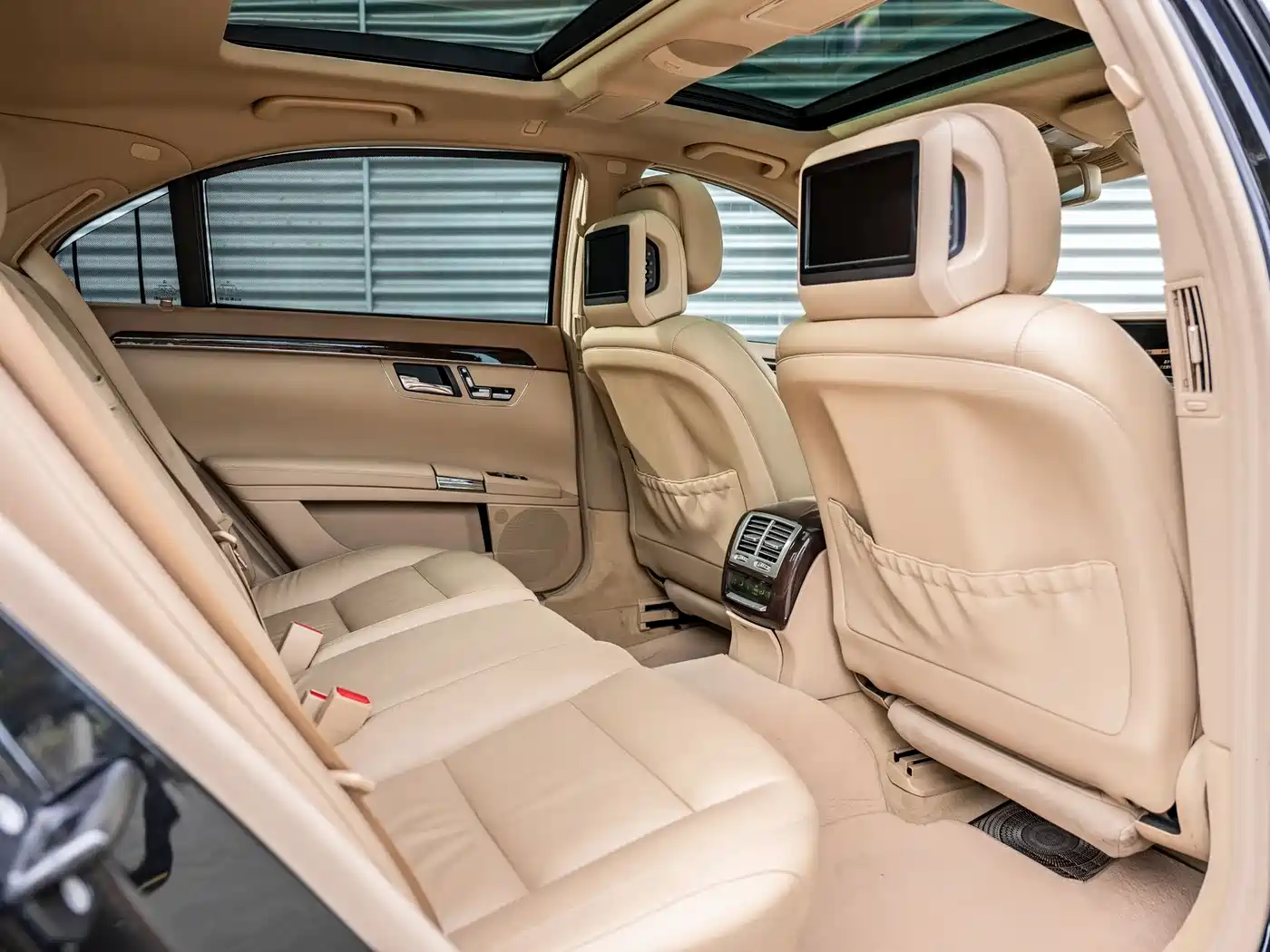 Mercedes-Benz S-Class 2010 S 300 L Business фото 12