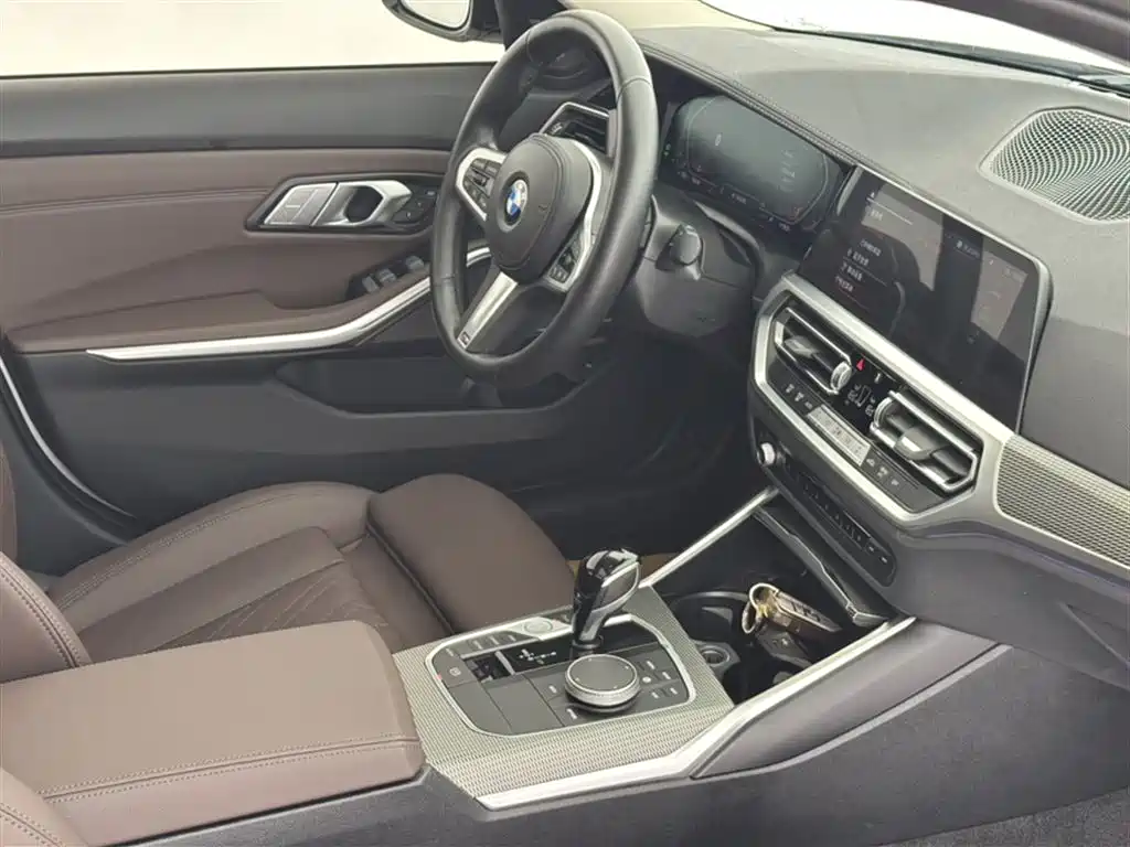 BMW 3 Series 2022 Facelift 325Li M Sport Shadow Edition фото 12