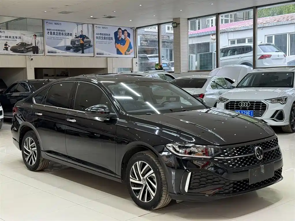 Volkswagen Lavida 2023 1.5L Automatic Starlight 5 Million Edition фото 3