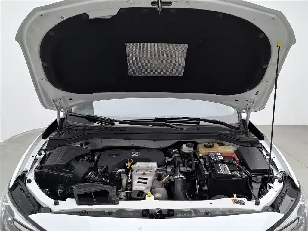 Buick Excelle 2018 15T Dual Clutch Elite (China V) фото 6