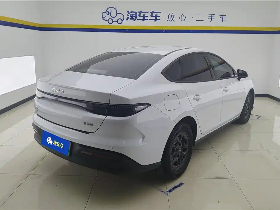 BYD Hai Bao 05 DM-i 2025 DM-i Smart Drive Edition 55KM Luxury фото 3