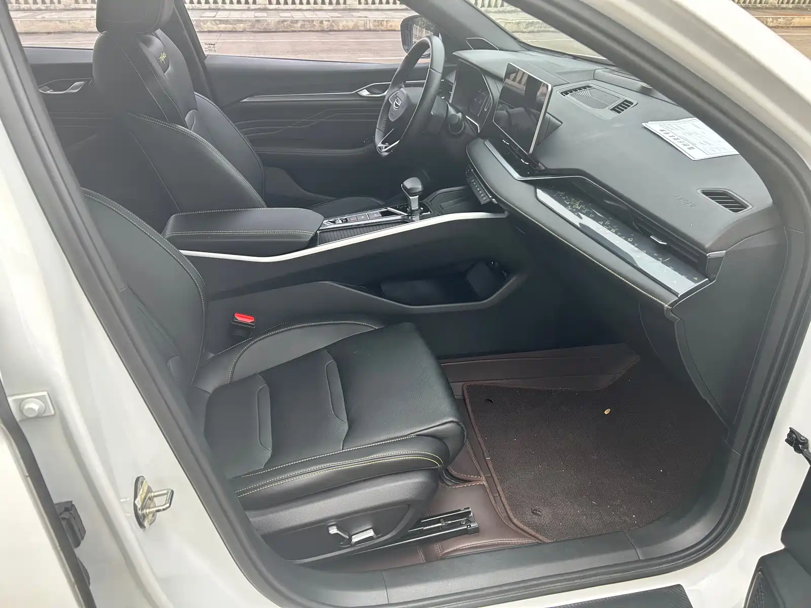 Фото 5 - Geely Preface