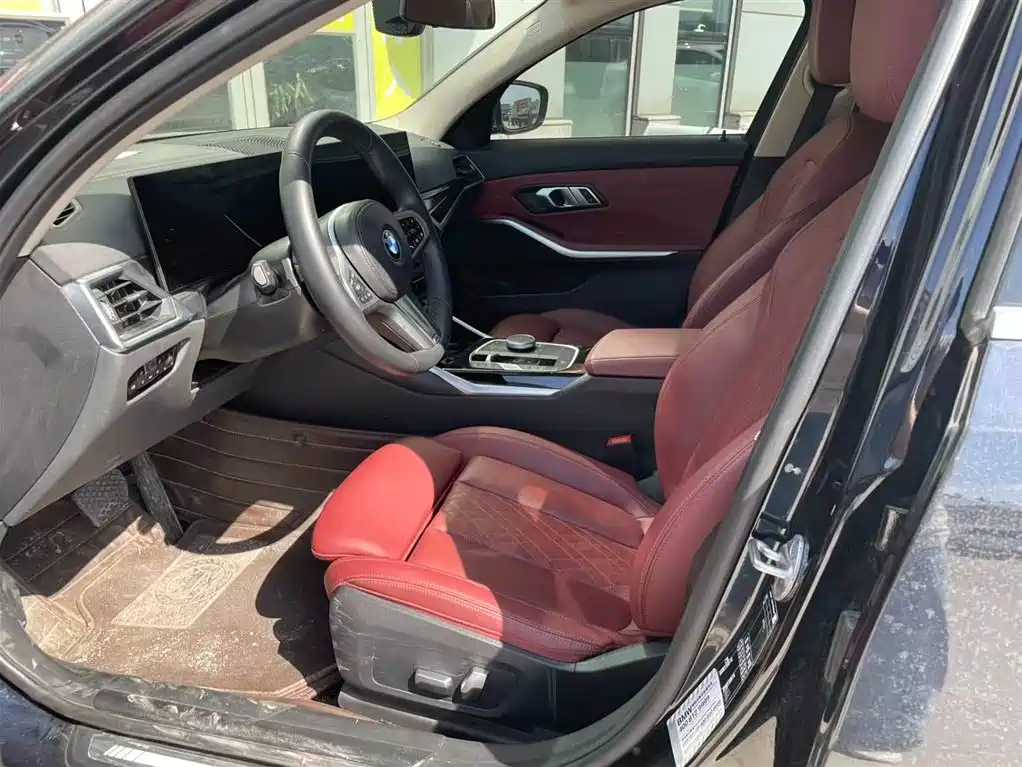 BMW 3 Series 2023 320Li M Sport Package фото 7