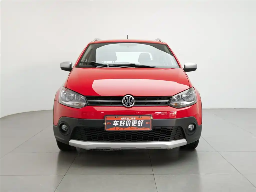 Volkswagen Polo 2012 1.6L Cross Polo AT фото 3