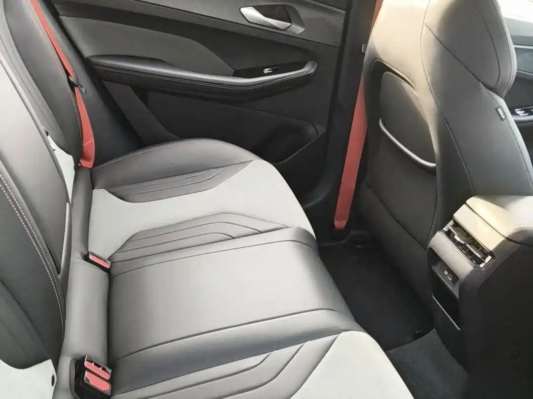 GEELY AUTOMOBILE BINRUI