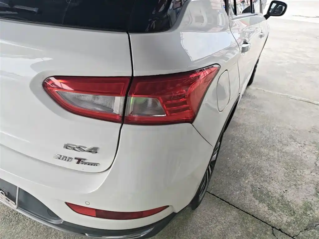 GAC Trumpchi Trumpchi GS4 2015 200T G-DCT Premium Edition фото 8