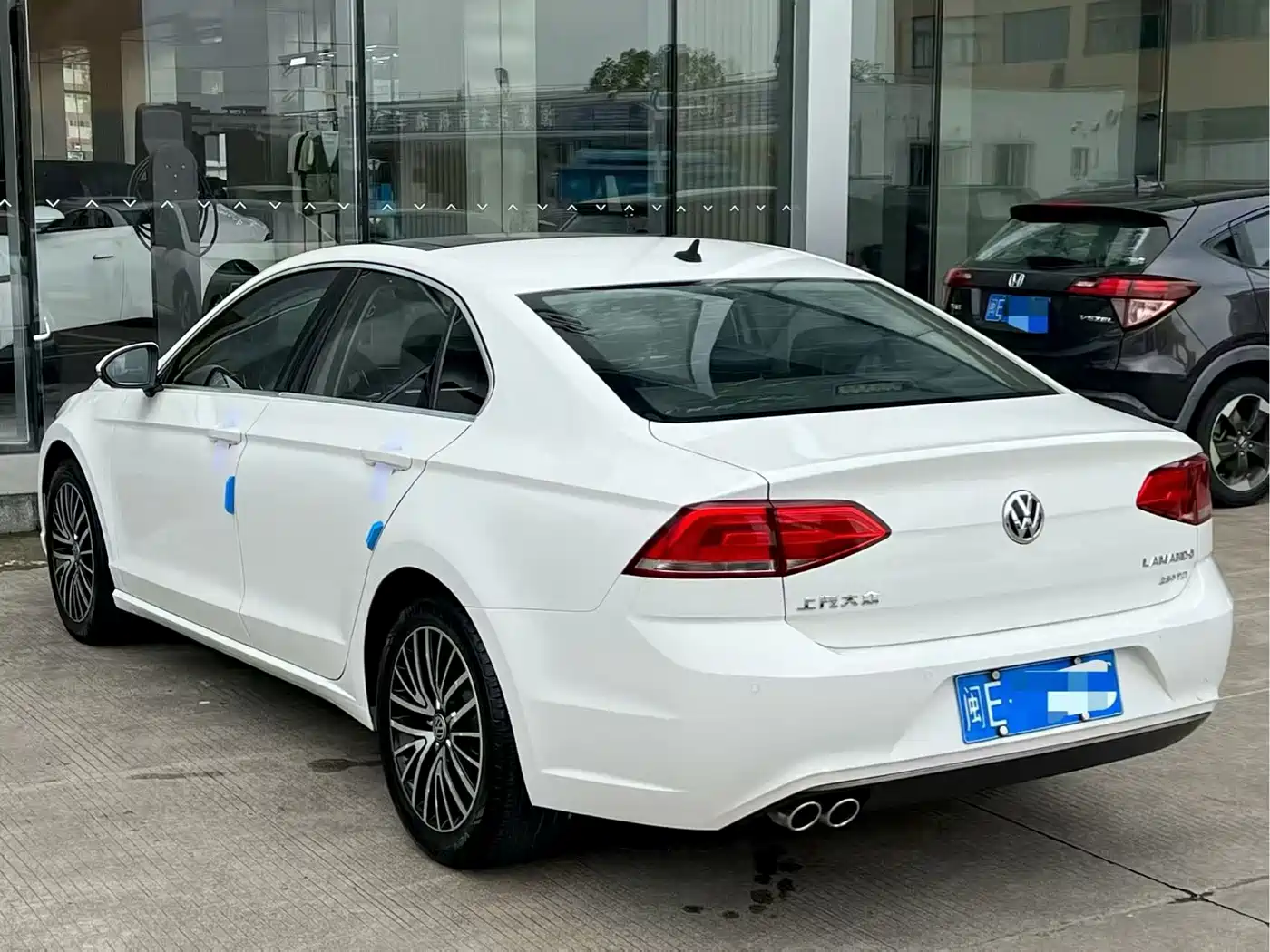 Volkswagen Lamando 2018 280TSI DSG Luxury Edition фото 4