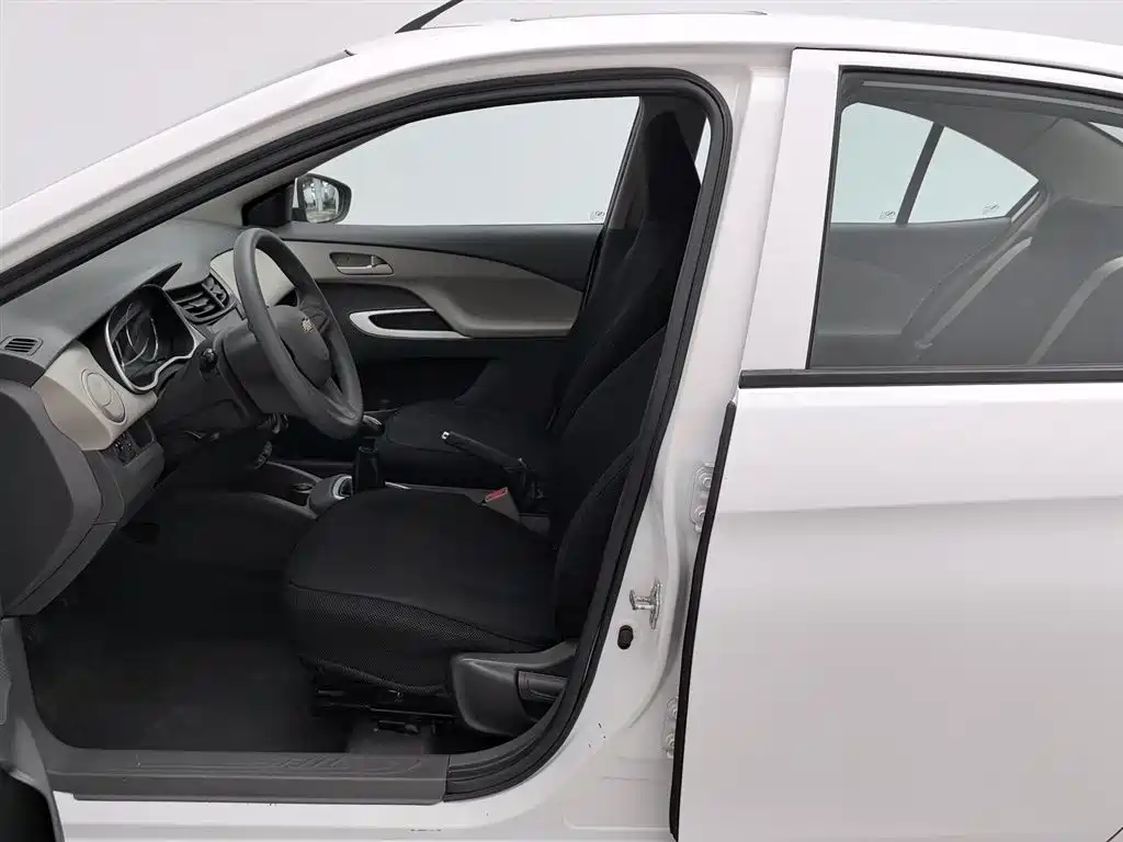 Chevrolet Sail 2015 Sail 3 1.5L Manual Ideal Sunroof Edition фото 10