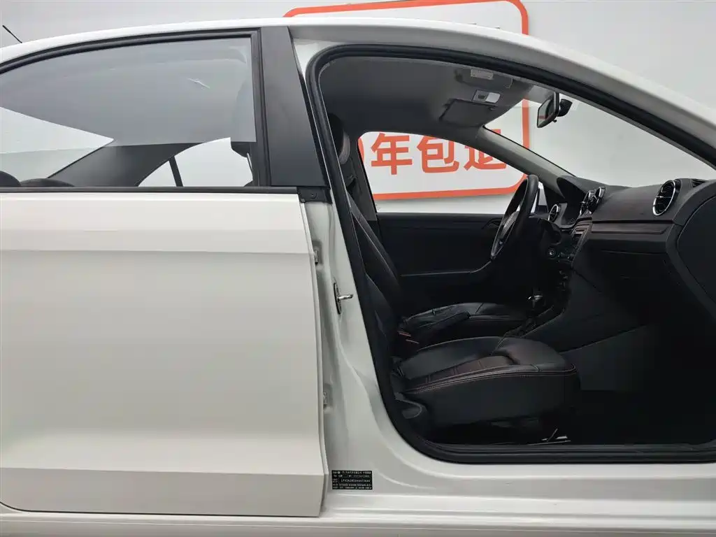 Volkswagen Jetta 2017 1.5L Automatic Fashion фото 23